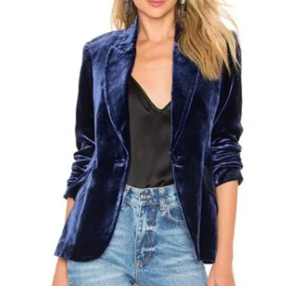 L'Agence Blue Velvet Chamberlain Blazer Size 2.